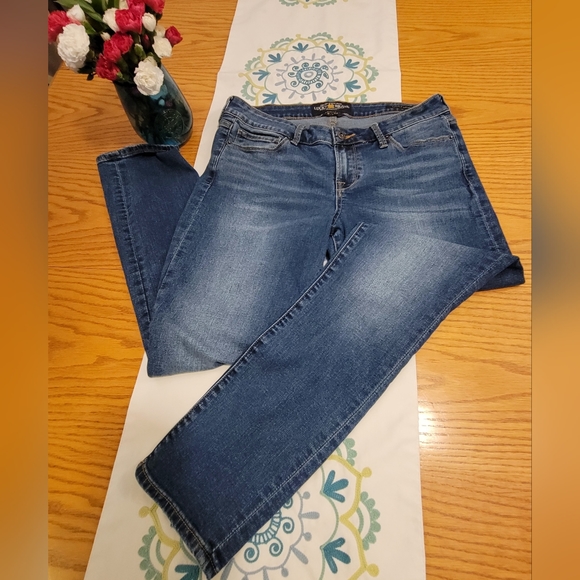 Lucky Skinny Lolita Denim Jeans Size 8 (29) Average - Picture 16 of 16